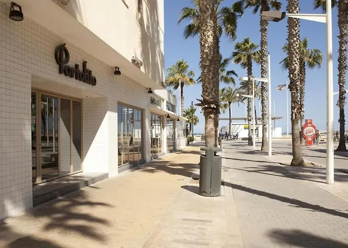 Malvarrosa Beach Rooms Valenza